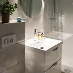Aquarius 104 *
