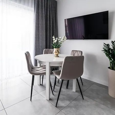 Aquarius 104 Apartment